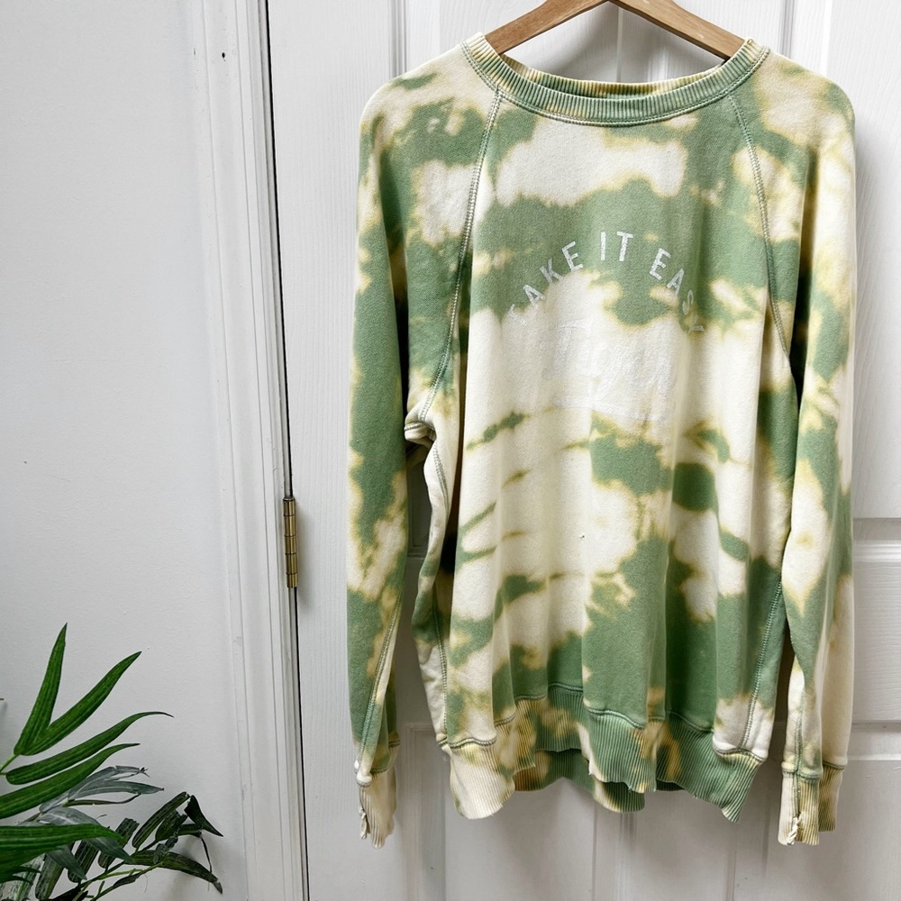 Aerie Oversized Crew Neck Sweatshirt Take it Easy Tiger Long Sleeve Pullover